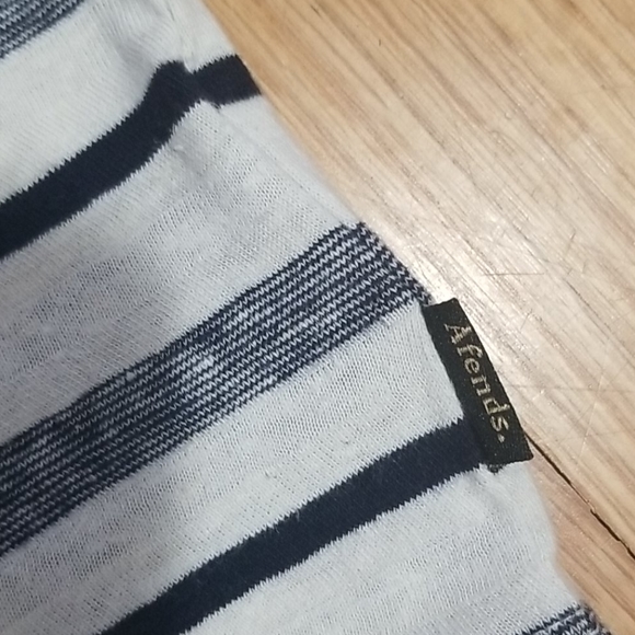 Afends Hemp tshirt - Picture 7 of 12